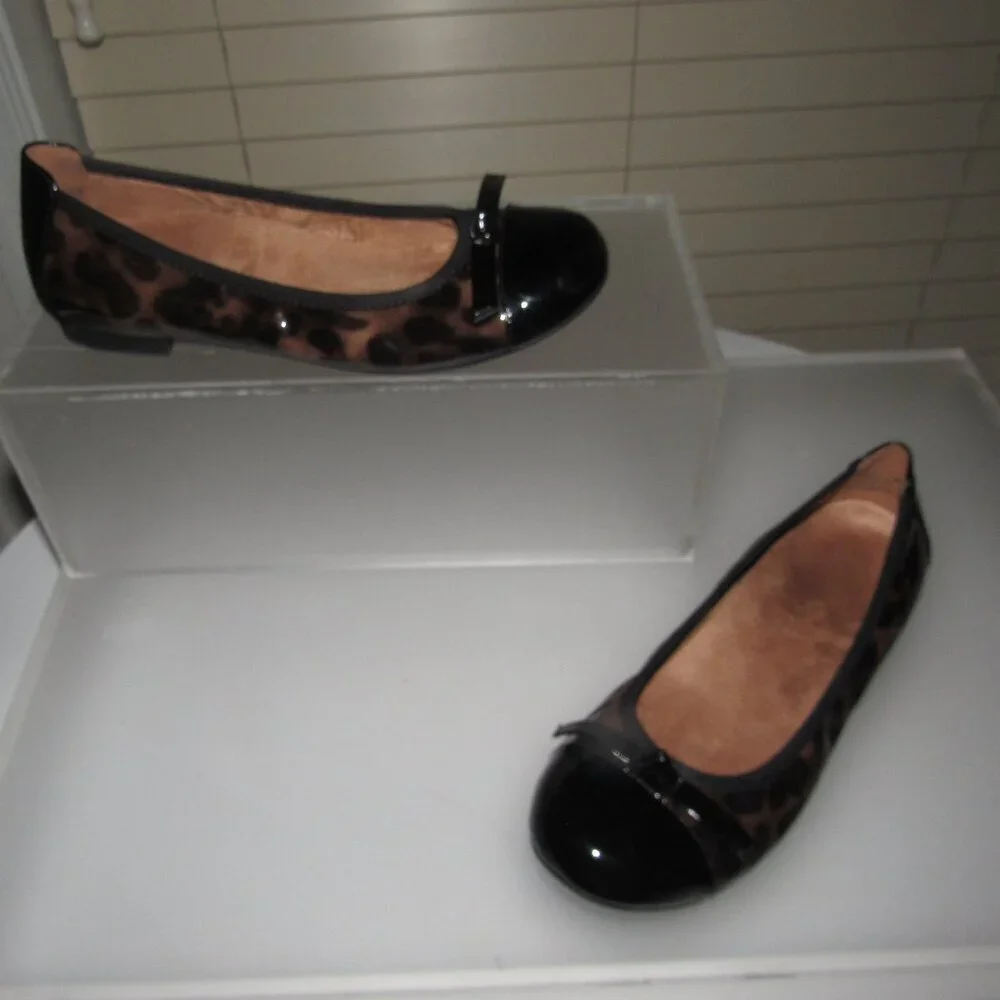 Vionic Amorie Leopard Patent Ballet Flats | Orthotic Support Size 6